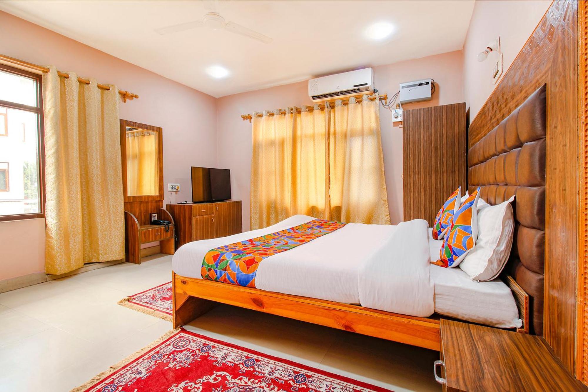 Fabhotel Grand Comforts Haidarpur Екстериор снимка