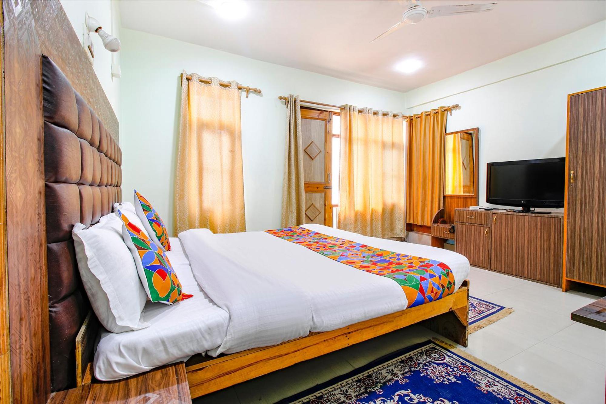 Fabhotel Grand Comforts Haidarpur Екстериор снимка